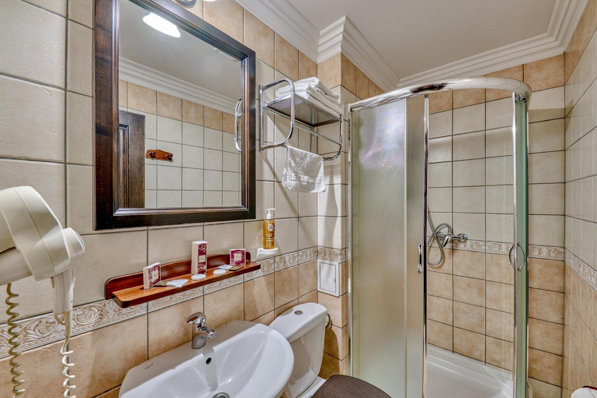Hotel Classico Timişoara Buitenkant foto